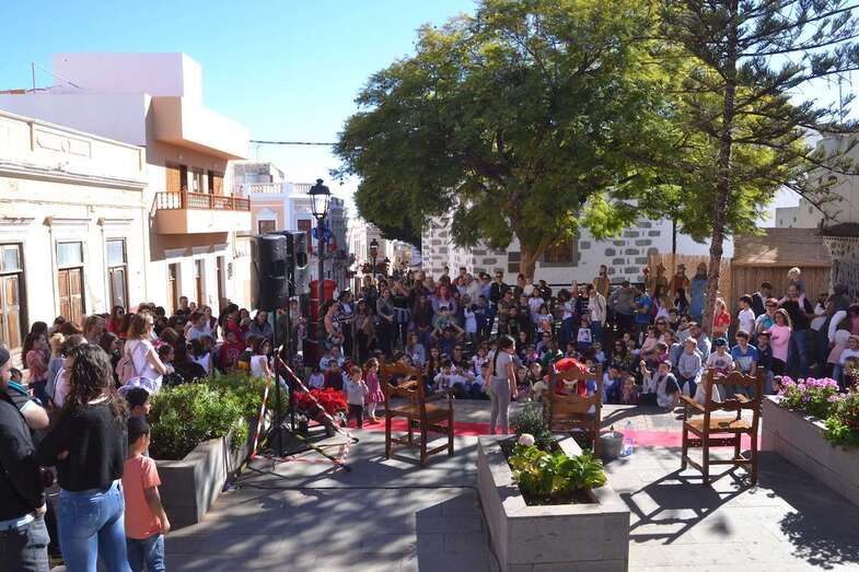 Melchor, Gaspar y Baltasar recibirán las llaves de Valsequillo a mediodía (Foto TA)